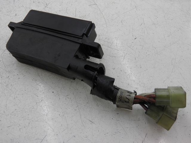 photo de FUSE BOX TRIUMPH TROPHY 1200 (1996 - 2003) - Technical close-up