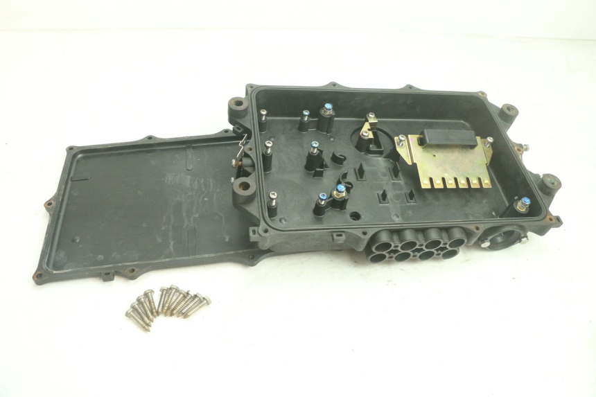 photo de FUSE BOX YAMAHA WAVE RUNNER GP R 1200 (2000 - 2003) - Main view