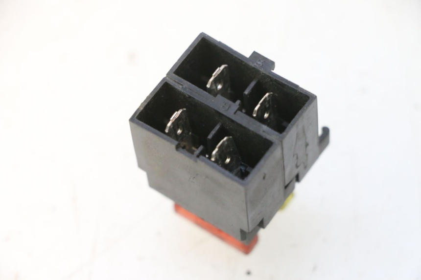 photo de FUSE HOLDER YAMAHA YP MAJESTY 125 (1998 - 2001) - Alternative perspective