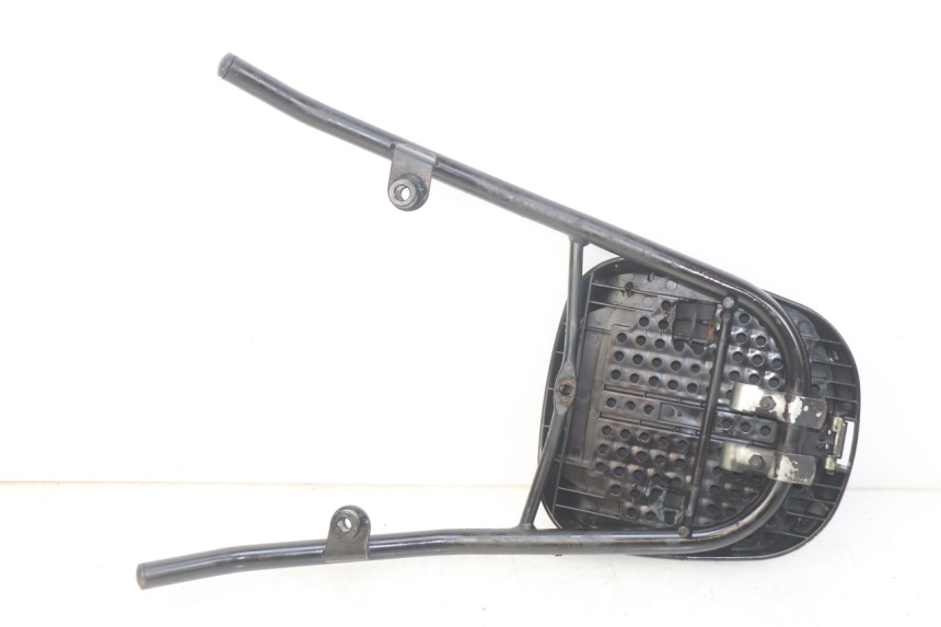 photo de LUGGAGE RACK KYMCO AGILITY RS 4T 50 (2009 - 2013) - Alternative perspective