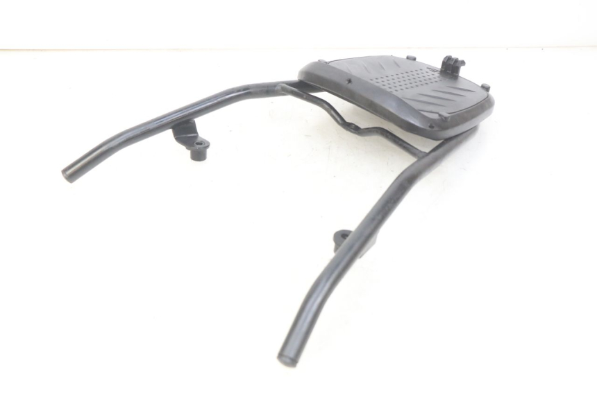 photo de LUGGAGE RACK KYMCO AGILITY RS 4T 50 (2009 - 2013) - Technical close-up