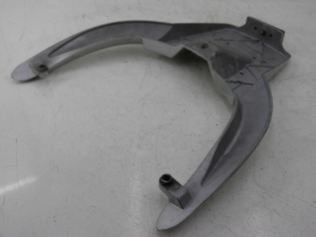 photo de LUGGAGE RACK BENZHOU YY50QT31 VINTAGE 50 (2009 - 2012) - Zoom on usage condition