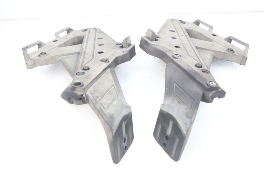 photo de LUGGAGE RACK YAMAHA FJ 3CX 1200 (1986 - 1996) - Technical close-up