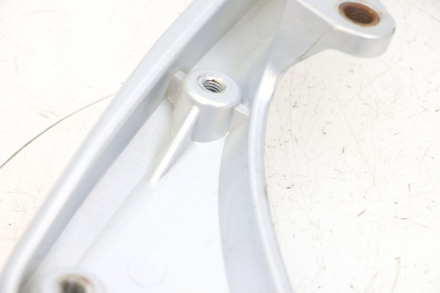 photo de LUGGAGE RACK MBK FLAME X 125 (2007 - 2016) - Zoom on usage condition