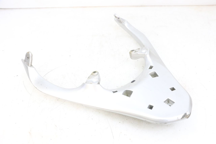 photo de LUGGAGE RACK PIAGGIO FLY 4T 50 (2013 - 2017) - Fixing points details