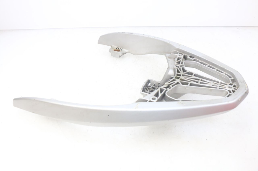 photo de LUGGAGE RACK PEUGEOT GEOPOLIS 400 (2007 - 2013) - Technical close-up