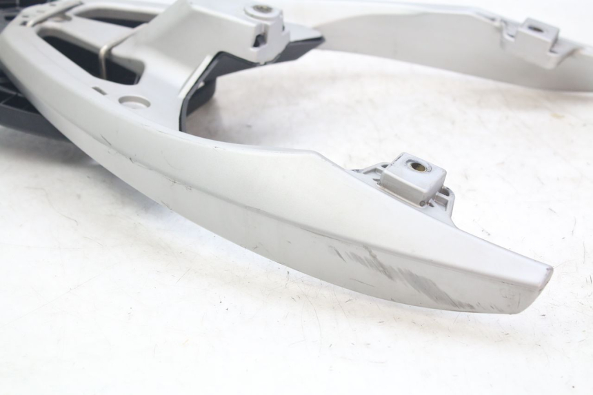 photo de LUGGAGE RACK PEUGEOT GEOPOLIS RS 125 (2007 - 2009) - Alternative perspective