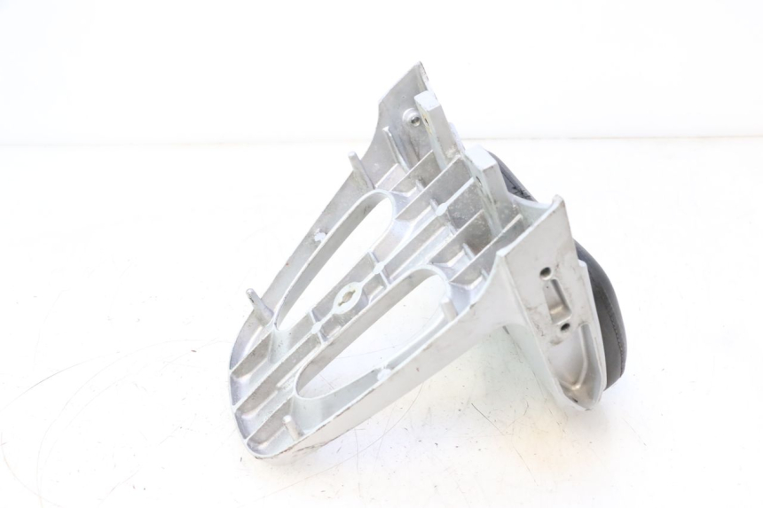 photo de LUGGAGE RACK KYMCO GRAND DINK 125 (2008 - 2014) - Alternative perspective
