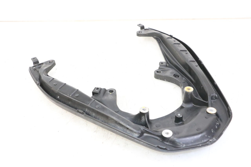 photo de LUGGAGE RACK HONDA PCX (JF57/JF64) 125 (2014 - 2018) - Zoom on usage condition