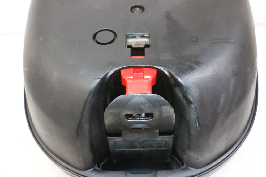 photo de LUGGAGE RACK HONDA SCV LEAD 100 (2003 - 2007) - Component detail