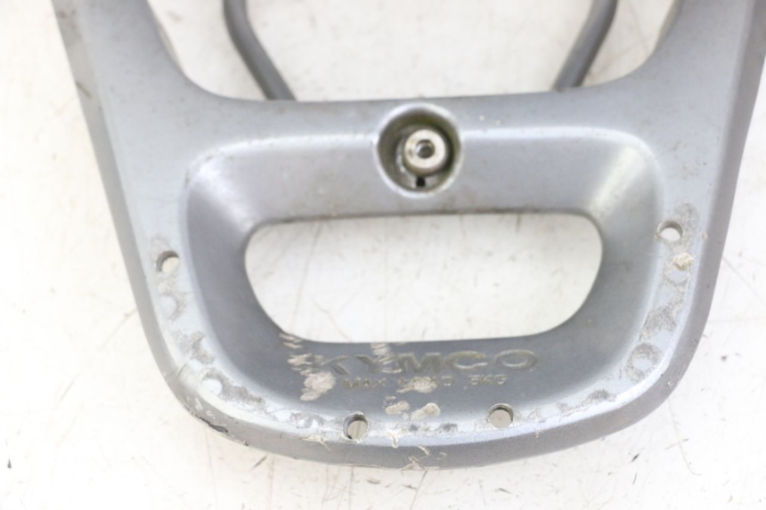 photo de LUGGAGE RACK KYMCO DINK 4T 50 (2007 - 2018) - Distinctive features