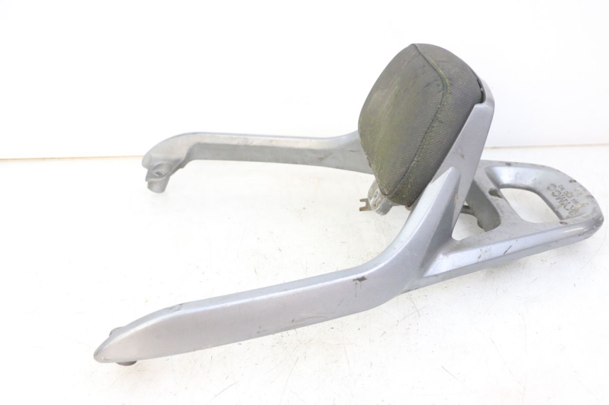 photo de LUGGAGE RACK KYMCO DINK 4T 50 (2007 - 2018) - Technical close-up
