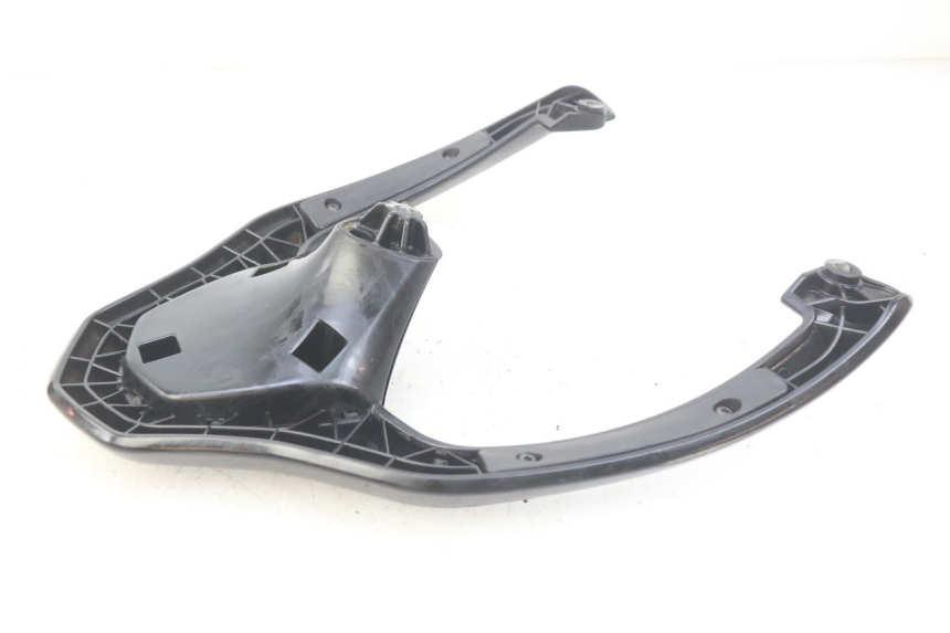 photo de LUGGAGE RACK PIAGGIO LIBERTY IGET 4T 50 (2015 - 2020) - Alternative perspective