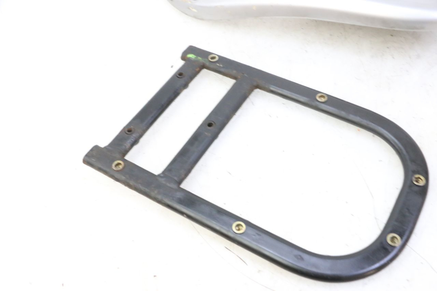 photo de LUGGAGE RACK PIAGGIO LIBERTY 125 (1998 - 2008) - Markings and original references