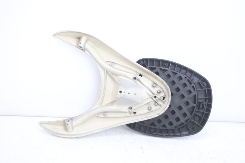 photo de LUGGAGE RACK PIAGGIO LIBERTY 125 (1998 - 2008) - Distinctive features