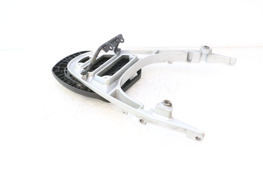 photo de LUGGAGE RACK KYMCO LIKE 125 (2009 - 2016) - Product overview