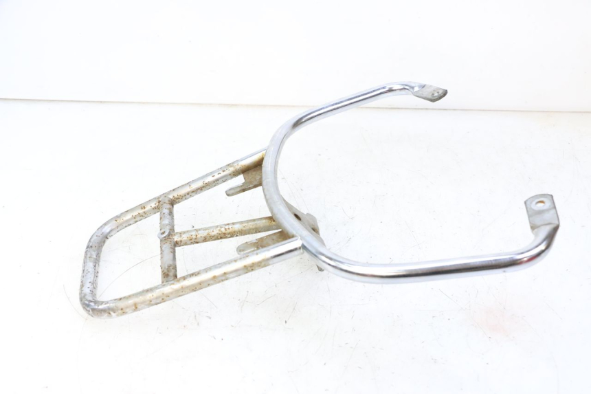 photo de LUGGAGE RACK PIAGGIO LXV 4T 50 (2009 - 2013) - Fixing points details