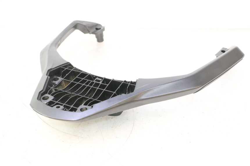 photo de LUGGAGE RACK PIAGGIO MP3 HPE 530 (2022 - 2026) - Detailed visual inspection