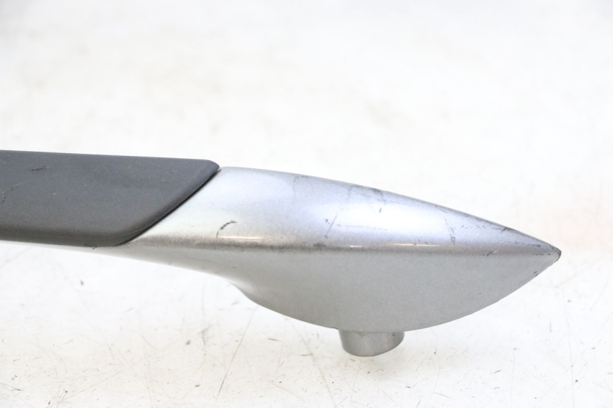 photo de LUGGAGE RACK PIAGGIO MP3 500 (2014 - 2017) - Additional view of the item