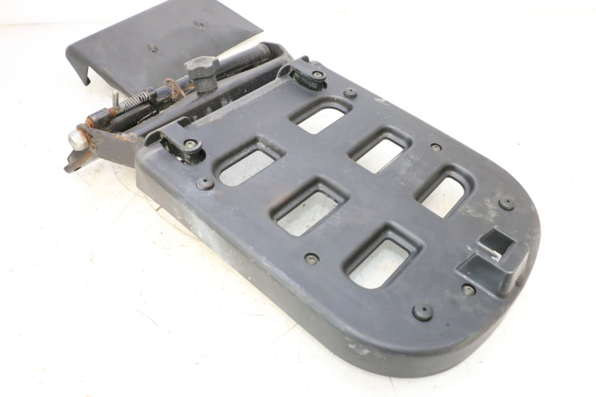 photo de LUGGAGE RACK PIAGGIO MP3 125 (2006 - 2014) - Product overview