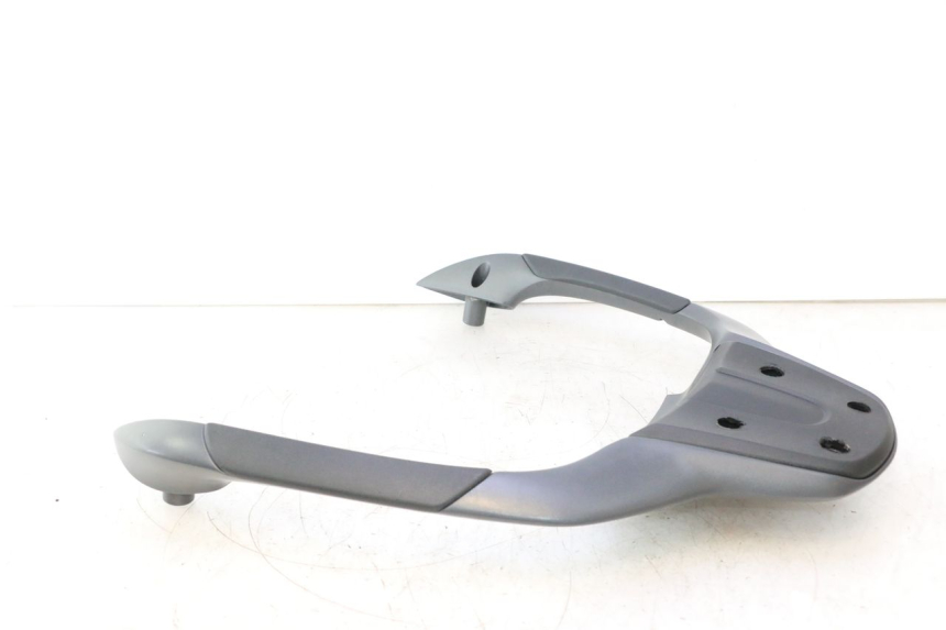photo de LUGGAGE RACK PIAGGIO MP3 500 (2016 - 2018) - Fixing points details