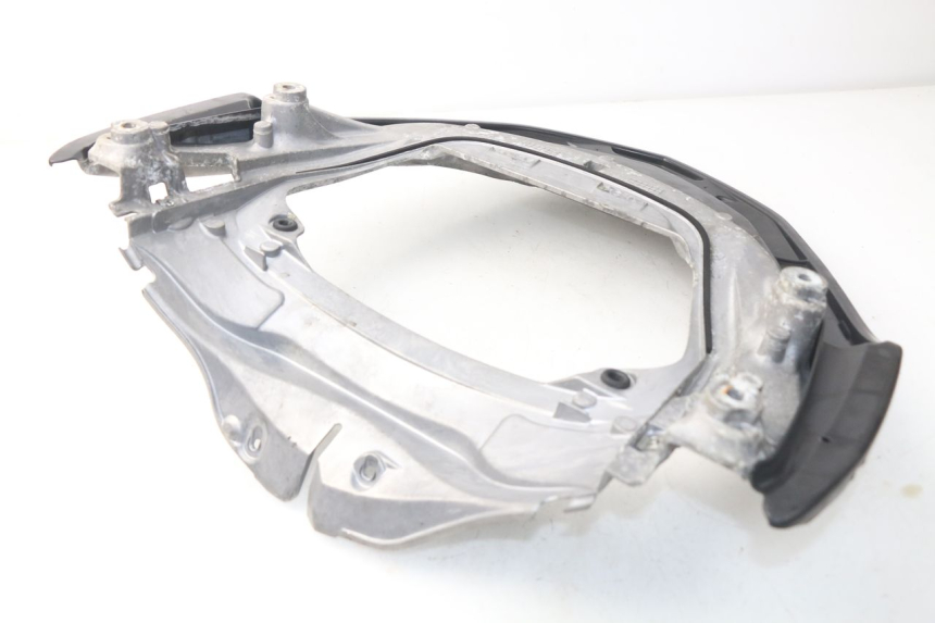 photo de LUGGAGE RACK HONDA NSS EX FORZA 250 (2005 - 2013) - Fixing points details