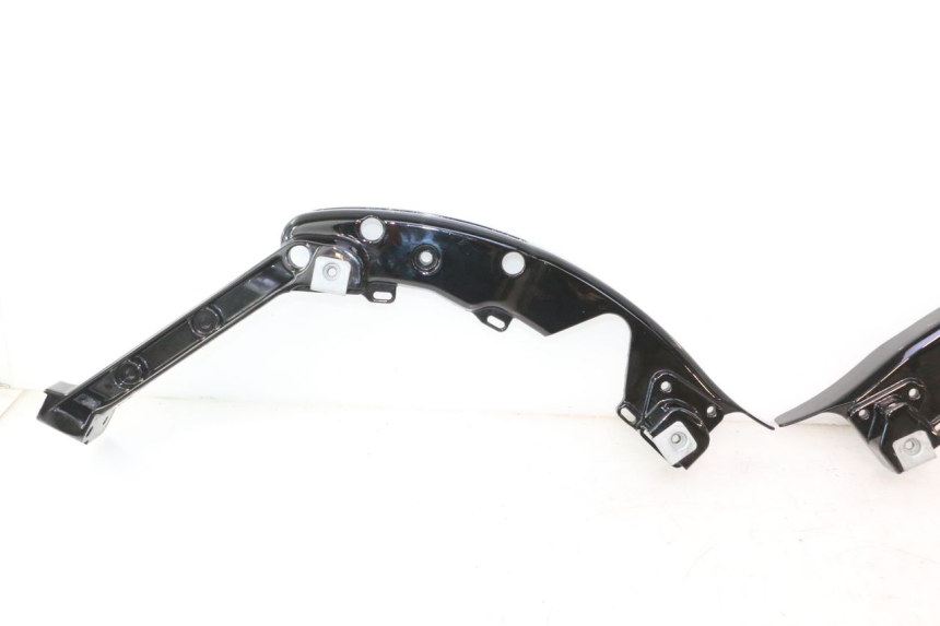 photo de LUGGAGE RACK HARLEY DAVIDSON ROAD GLIDE FLTRXSE 1920 (2018 - 2022) - Additional view of the item