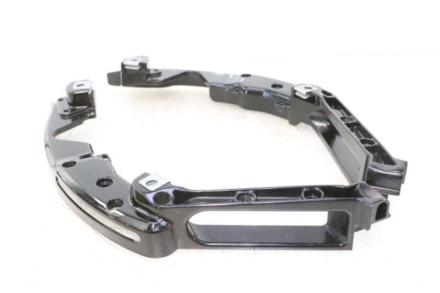 photo de LUGGAGE RACK HARLEY DAVIDSON ROAD GLIDE FLTRXSE 1920 (2018 - 2022) - Technical close-up