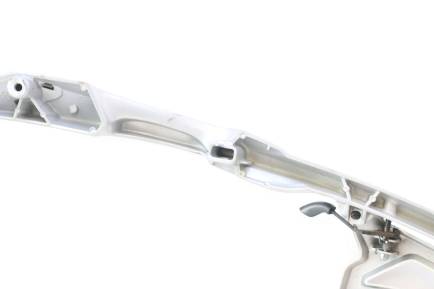 photo de LUGGAGE RACK PEUGEOT SATELIS 125 (2013 - 2018) - Product overview