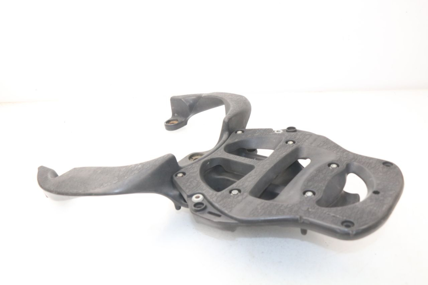 photo de LUGGAGE RACK APRILIA SCARABEO GT 125 (1999 - 2007) - Component detail