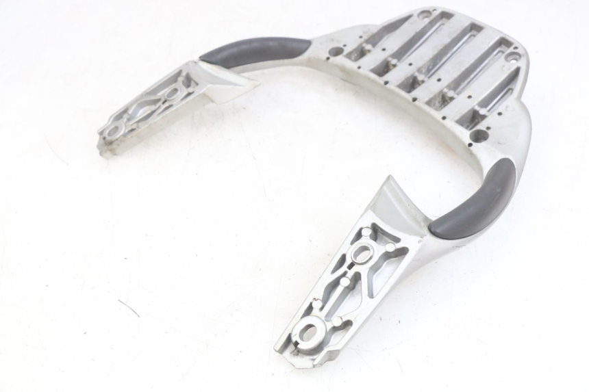photo de LUGGAGE RACK APRILIA SCARABEO LIGHT 125 (2007 - 2011) - Component detail