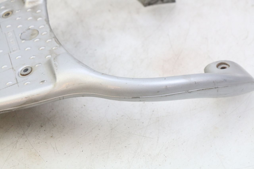 photo de LUGGAGE RACK APRILIA SCARABEO 100 (2003 - 2012) - Zoom on usage condition