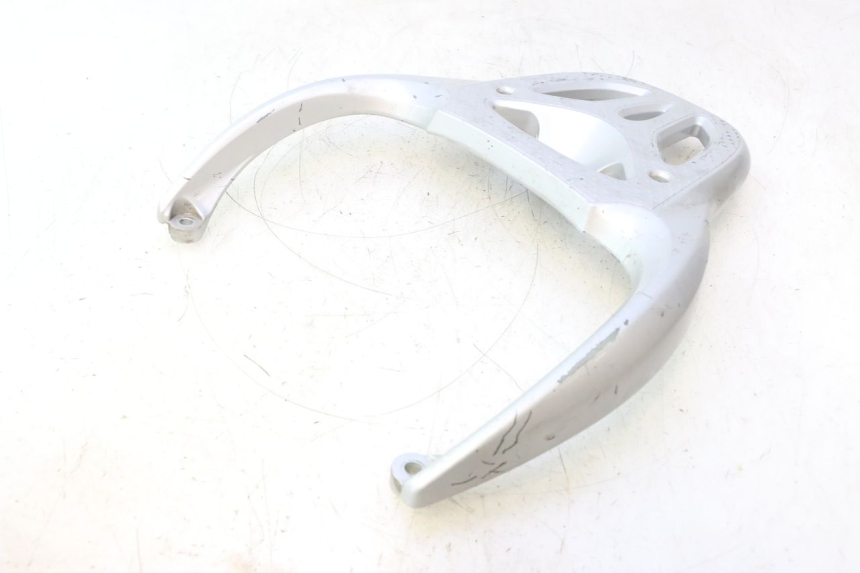 photo de LUGGAGE RACK HONDA SH 125 (2001 - 2003) - Technical close-up