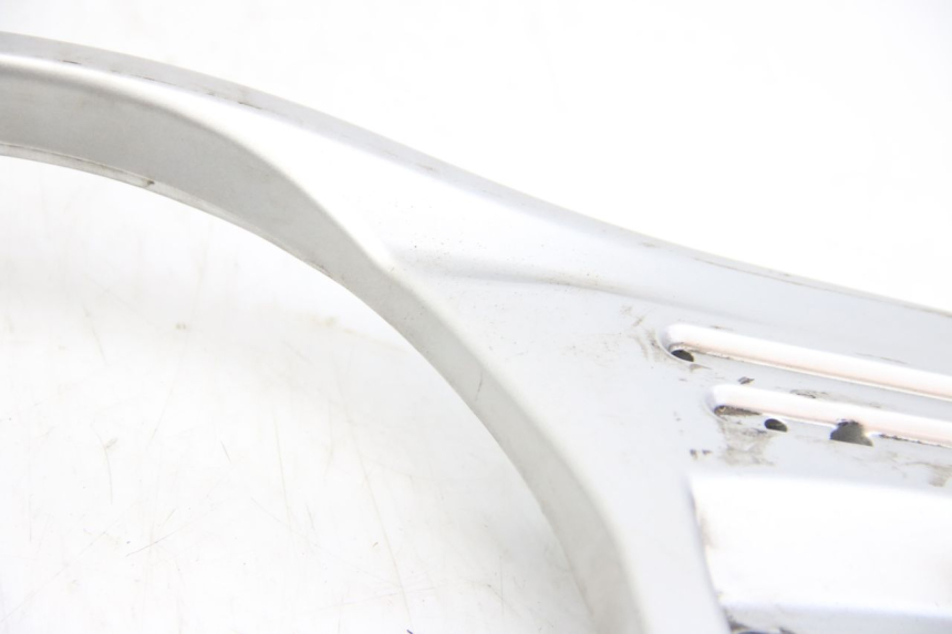 photo de LUGGAGE RACK SUZUKI SIXTEEN 125 (2008 - 2010) - Alternative perspective