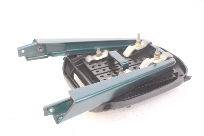 photo de LUGGAGE RACK PEUGEOT SV 125 (1991 - 1994) - Component detail