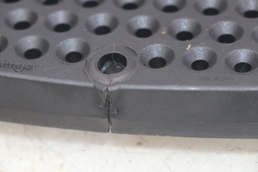 photo de LUGGAGE RACK PEUGEOT SV 125 (1991 - 1994) - Technical close-up