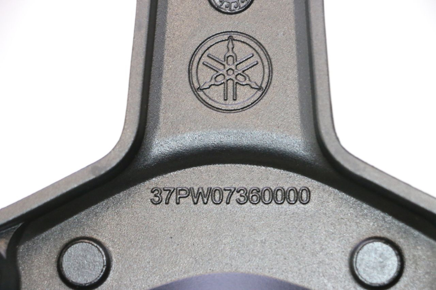 photo de LUGGAGE RACK YAMAHA X-MAX XMAX 125 (2010 - 2013) - Supplementary product photo