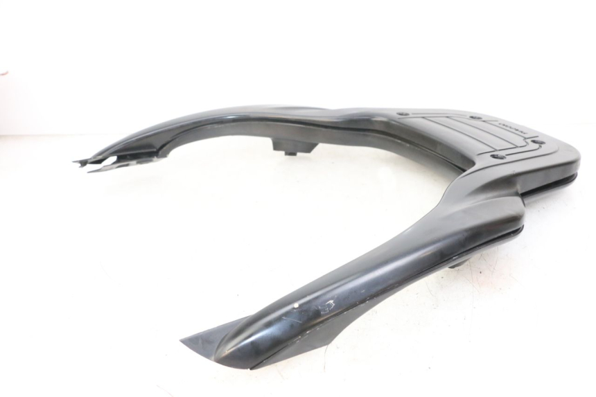 photo de LUGGAGE RACK PIAGGIO X10 125 (2012 - 2017) - Component detail
