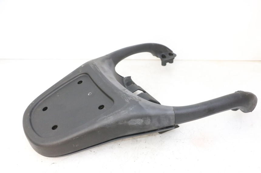 photo de LUGGAGE RACK PIAGGIO X9 EVOLUTION 125 (2003 - 2007) - Zoom on usage condition