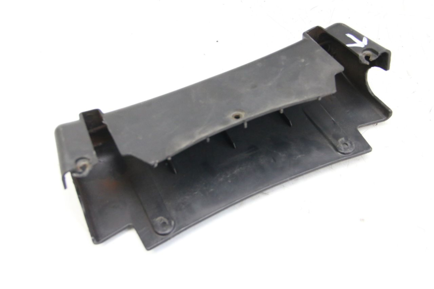 photo de LUGGAGE RACK PIAGGIO XEVO - X EVO 125 (2007 - 2017) - Fixing points details