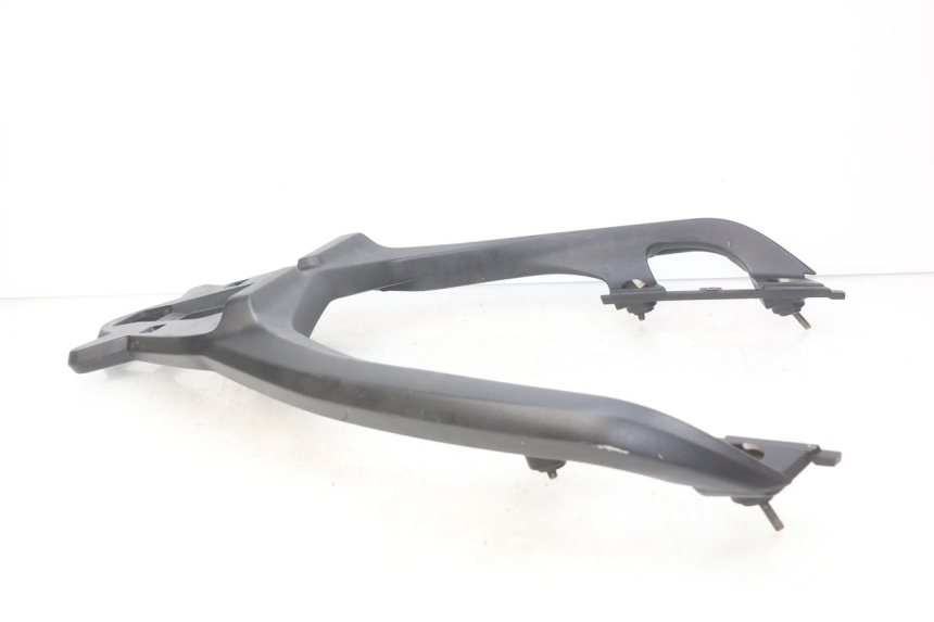 photo de LUGGAGE RACK YAMASAKI YM T 125 (2015 - 2020) - Zoom on usage condition