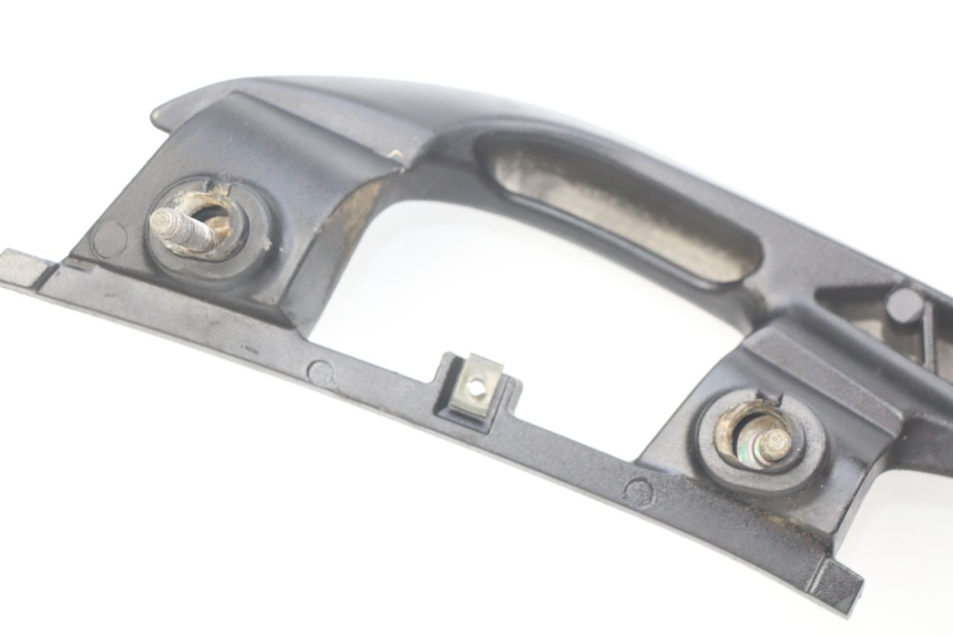 photo de LUGGAGE RACK YAMASAKI YM T 125 (2015 - 2020) - Fixing points details