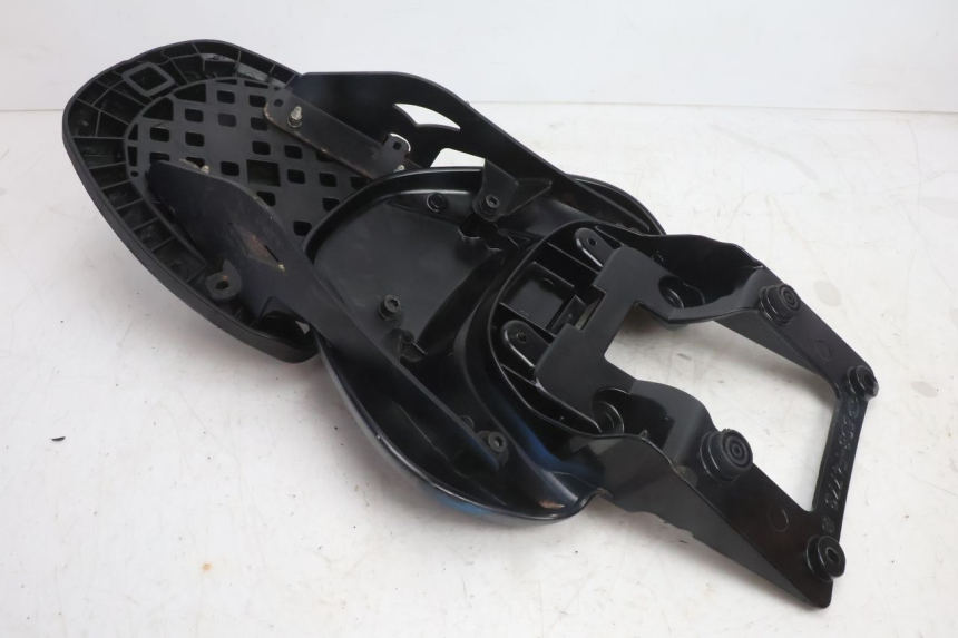 photo de LUGGAGE RACK YAMAHA YP MAJESTY 125 (2007 - 2010) - Product overview