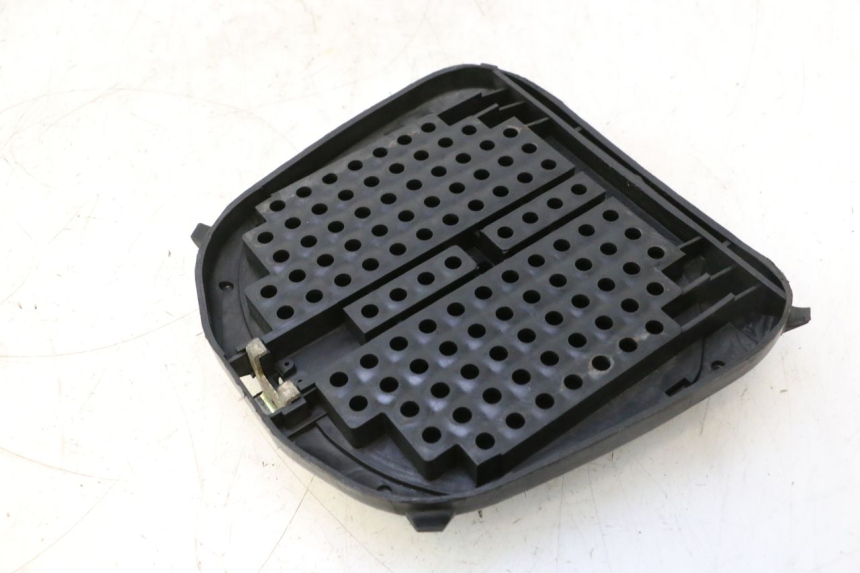 photo de LUGGAGE RACK YAMAHA YP MAJESTY 125 (2002 - 2006) - Component detail