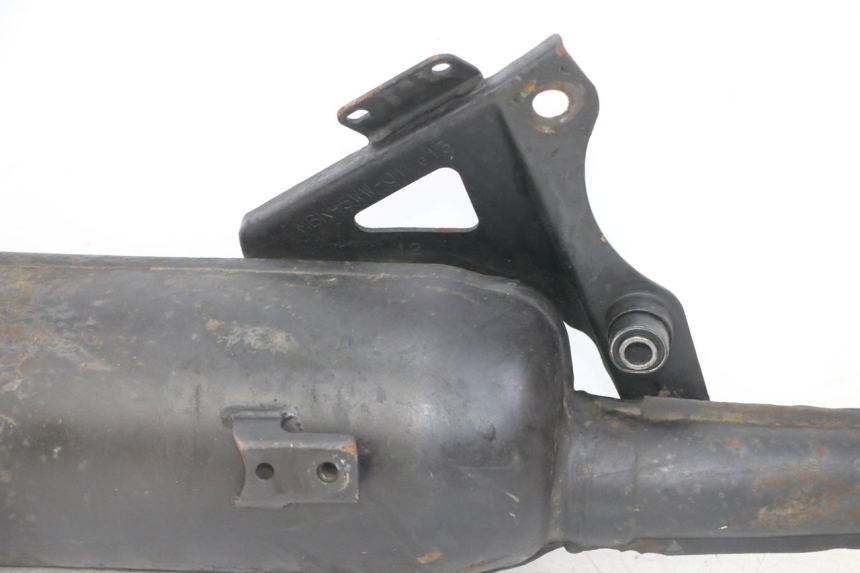 photo de EXHAUST PIPE MBK BOOSTER SPIRIT NAKED 50 (2004 - 2017) - Focus on structure