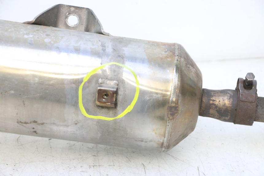 photo de EXHAUST PIPE PEUGEOT CITYSTAR 125 (2011 - 2017) - Zoom on usage condition