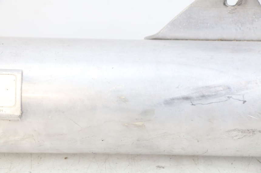 photo de RIGHT EXHAUST PIPE HONDA CBR F SC25 1000 (1989 - 1992) - Focus on structure