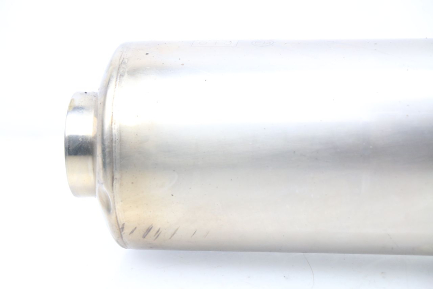 photo de RIGHT EXHAUST YAMAHA TDM ABS 900 (2002 - 2014) - Focus on structure