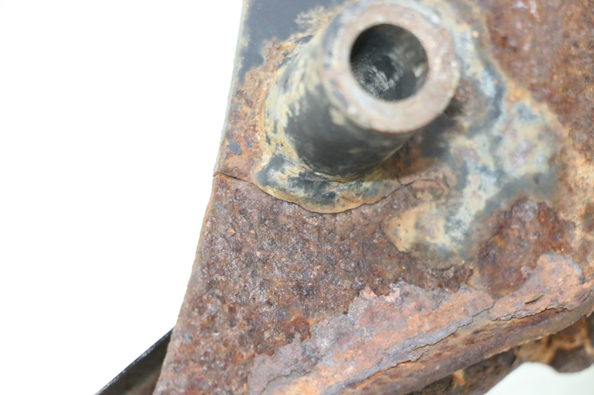 photo de EXHAUST CF MOTO E-CHARM 125 (2005 - 2008) - Fixing points details