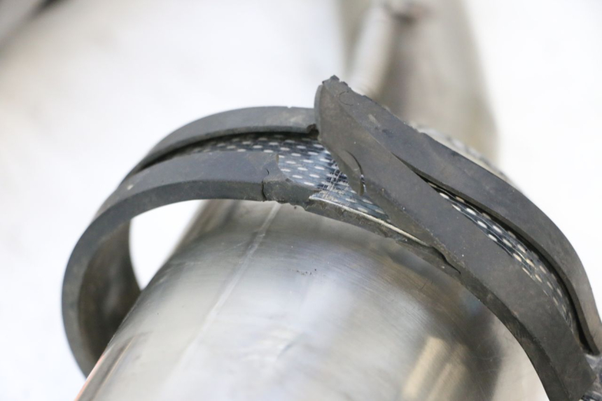 photo de EXHAUST YAMAHA FJR 1300 (2001 - 2005) - Zoom on usage condition